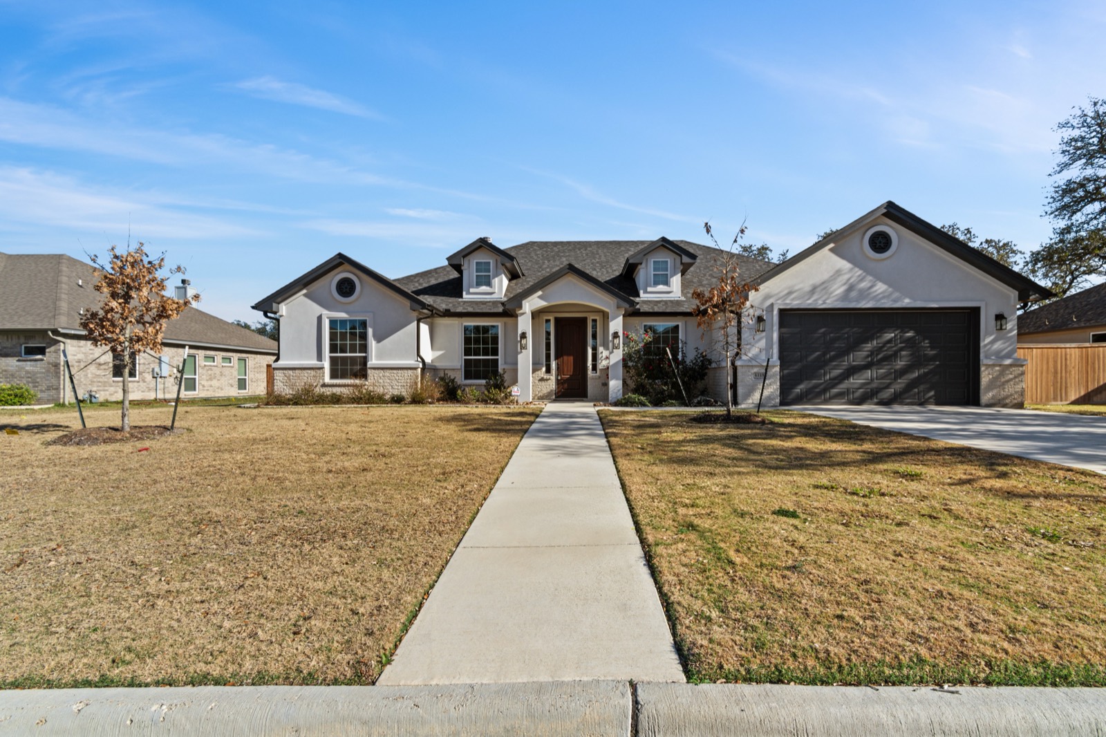 4113 Turning Leaf Dr